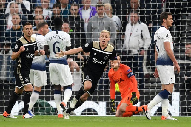 Hạ Tottenham, Ajax tái hiện kỳ tích của Bayern và Real Hạ Tottenham, Ajax tái hiện kỳ tích của Bayern và Real