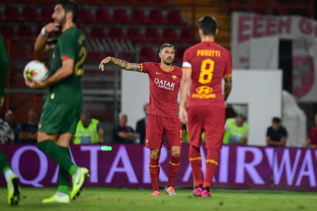 Tận mục pha đá phạt ‘thần sầu’ của cựu sao Man City Tận mục pha đá phạt ‘thần sầu’ của cựu sao Man City