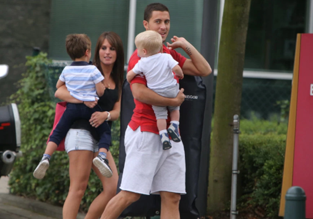 Chiêm ngưỡng biệt thự siêu sang của ngôi sao Eden Hazard Chiêm ngưỡng biệt thự siêu sang của ngôi sao Eden Hazard