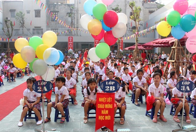 Đồng phục học sinh trước năm học mới: Ngậm đắng! Mỗi năm học mới, bộ đồng phục trở thành gánh nặng cho phụ huynh (ảnh minh họa) Ảnh: ĐA