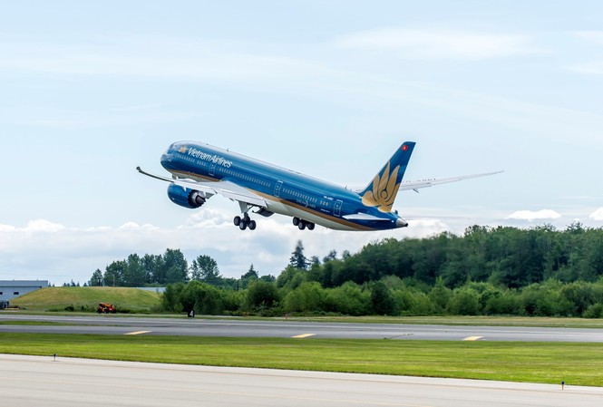 Những 'cánh tay nối dài' của Vietnam Airlines đang kinh doanh hiệu quả ra sao? Tỷ lệ tăng trưởng về chỉ số tài chính đang thay đổi theo hướng tích cực.