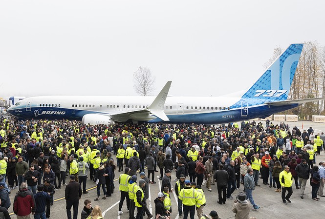 Máy bay lỗi chưa được trở lại, Boeing trình làng Max 10 B737 Max 8 chưa được trở lại, Boeing trình làng Max 10