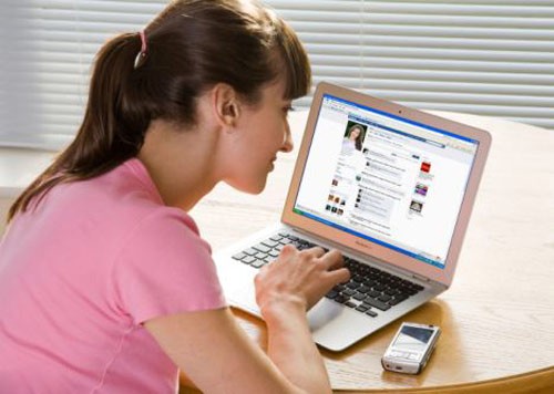 Con dâu “từ mặt” cả họ nhà chồng trên Facebook Ảnh minh họa: Internet