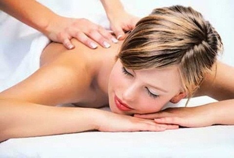 Massage 5 phút giúp hạ huyết áp cao Ảnh minh hoạ: Internet