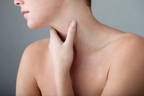 Dấu hiệu sớm duy nhất của ung thư thanh quản thường bị bỏ qua Khản tiếng kéo dài từ 5-7 ngày không khỏi cần đi khám ngay. Ảnh minh hoạ: Internet