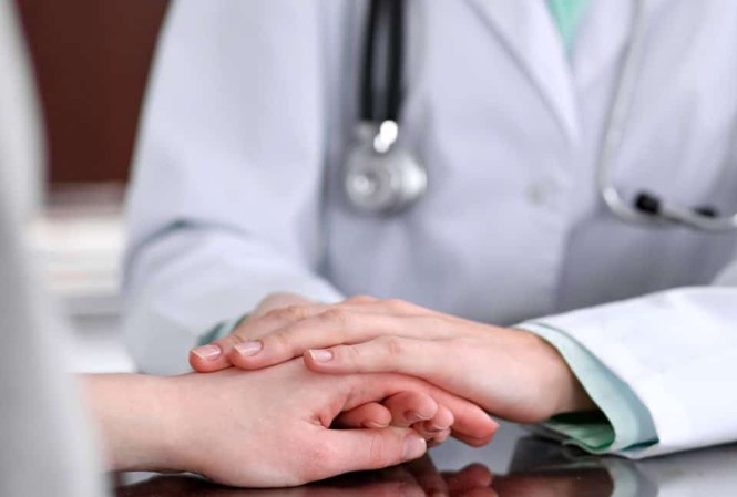 Bộ Y tế khuyến cáo những người nên ở nhà, nếu cấp cứu mới đến bệnh viện Ảnh minh họa: Internet
