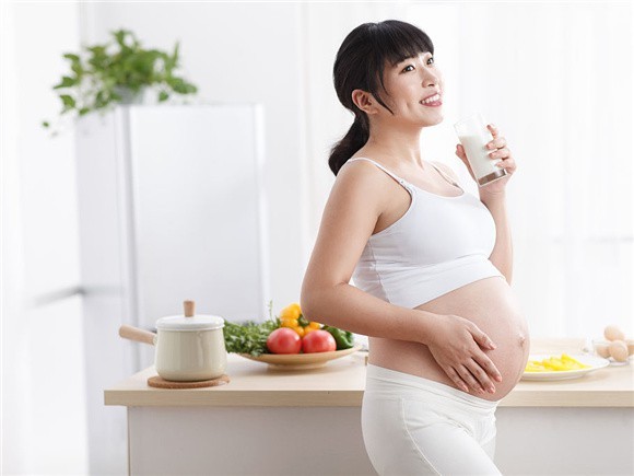 Bà bầu nên biết những điều này để an toàn cả mẹ lẫn con trong mùa dịch COVID-19 Ảnh minh họa: Internet
