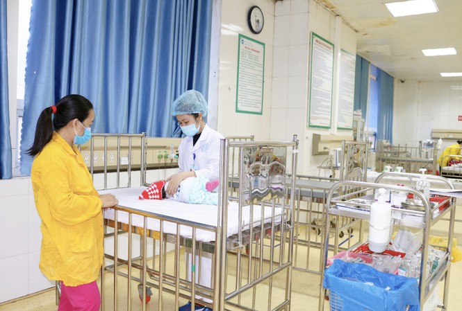 Trẻ ngừng thở phải cấp cứu do cha mẹ 'bơm' nước muối sinh lý rửa mũi Khoa Cấp cứu, Hồi sức tích cực và Chống độc thường xuyên tiếp nhận điều trị cho trẻ nhập viện trong tình trạng nguy kịch. Ảnh: Bệnh viện cung cấp