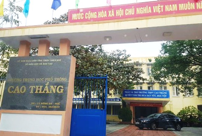 Nhiều cựu học sinh lên tiếng về thầy giáo bị tố khiếm nhã nữ sinh lớp 10 Trường THPT Cao Thắng (TP Huế)