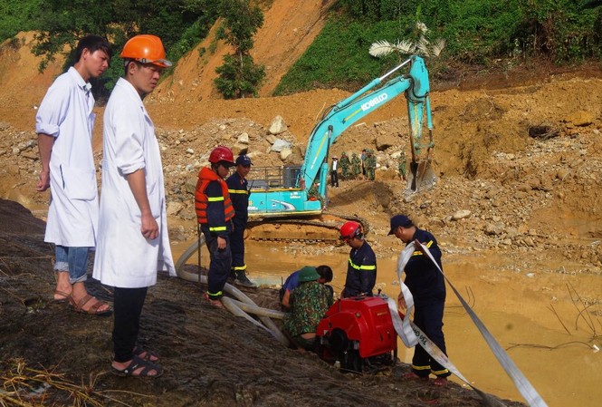 Kết thúc giai đoạn 3 tìm kiếm nạn nhân mất tích tại Rào Trăng, sẽ thêm giai đoạn 4 Giai đoạn 3 cứu hộ cứu nạn tại Rào Trăng cơ bản kết thúc, có 1 thi thể được tìm thấy.