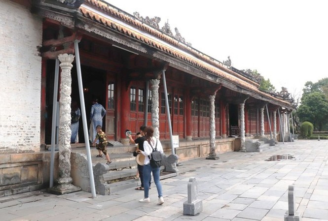 Trùng tu nguyên trạng ngôi điện ‘đặc biệt’ nhất xứ Huế Mặt trước điện Thái Hòa. Ảnh: Ngọc Văn