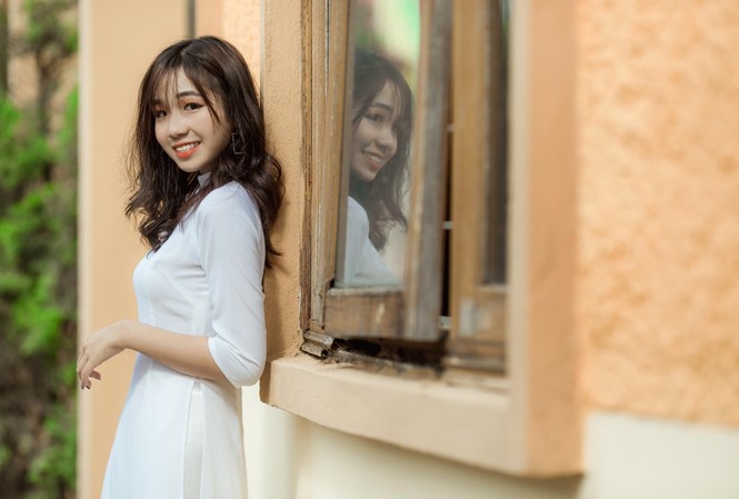 Nữ sinh trường chuyên học giỏi, nhảy đẹp, cá tính Tại trường, Thanh Thúy là phó bí thư của lớp và là ủy viên Ban chấp hành đoàn trường, đồng thời cũng tích cực tham gia câu lạc bộ nhảy và câu lạc bộ tình nguyện.