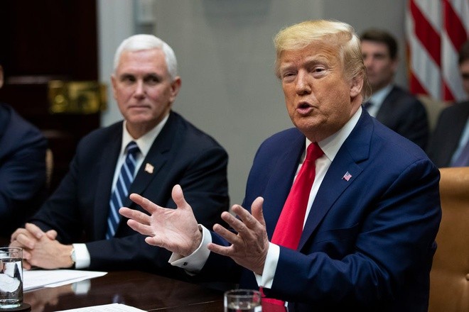THẾ GIỚI:Tổng thống Trump lên kế hoạch giải cứu nền kinh tế Mỹ Sau quãng thời gian thể hiện sự chủ quan, khinh suất với dịch Covid-19, Tổng thống Mỹ Donald Trump đang đẩy nhanh các nỗ lực hỗ trợ nền kinh tế. Ảnh: AP.