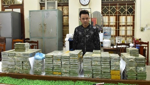 Truy tố đường dây mua bán trái phép gần 500 bánh heroin Trần Văn Thành và 288 bánh heroin tang vật