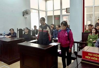 Không có vụ bắt giữ con tin nào tại trường Pascal: Hai người bảo vệ già lĩnh án Bị cáo Hà và Hồng tại phiên tòa