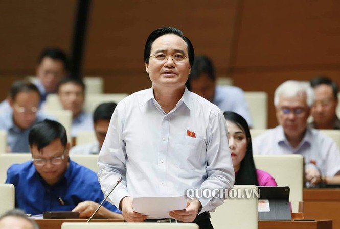 Thừa nhận trách nhiệm trong bộ sách Cánh Diều, Bộ Giáo dục 'tiếp thu và cảm ơn' Bộ trưởng Bộ GD&ĐT Phùng Xuân Nhạ