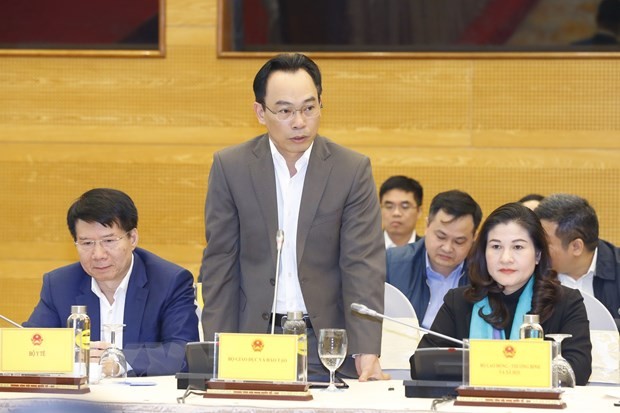 Hai Bộ thống nhất xóa bỏ chứng chỉ tin học, ngoại ngữ với giáo viên Thứ trưởng Bộ GD&ĐT Hoàng Minh Sơn. Ảnh: TTXVN