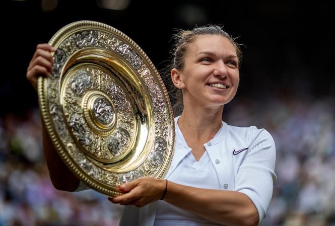 Nhà vô địch Wimbledon: Hy sinh ngực khủng để vươn tới vinh quang Simona Halep lần đầu vô địch Wimbledon