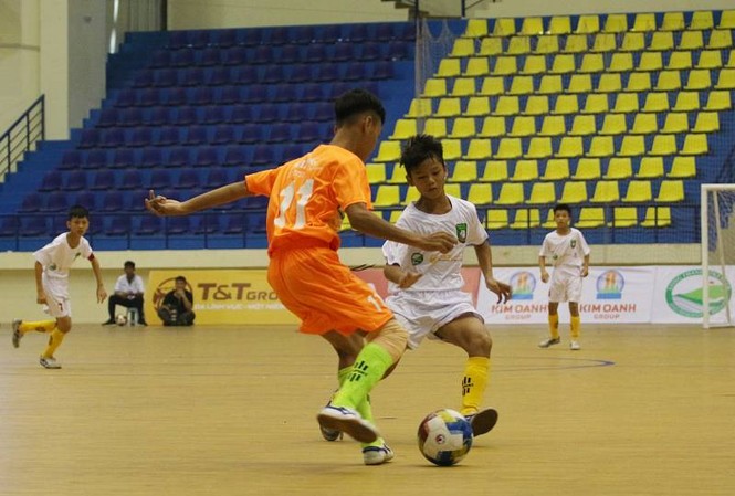 Khai màn giải bóng đá cho trẻ em có hoàn cảnh đặc biệt Khai màn giải bóng đá cho trẻ em có hoàn cảnh đặc biệt