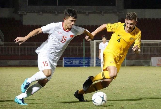 Thua đậm Australia, U18 Việt Nam vẫn sáng cửa đi tiếp Thua đậm Australia, U18 Việt Nam vẫn sáng cửa đi tiếp