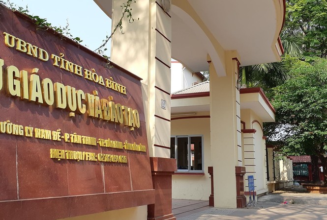 Bắt giam nguyên Trưởng phòng An ninh Công an Hoà Bình liên quan tiêu cực thi cử Bắt giam nguyên Trưởng phòng An ninh Công an Hoà Bình liên quan tiêu cực thi cử