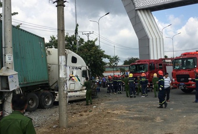 10 tháng hơn 6.300 người chết vì tai nạn giao thông Mỗi ngày ở Việt Nam có hơn 20 người chết vì TNGT.