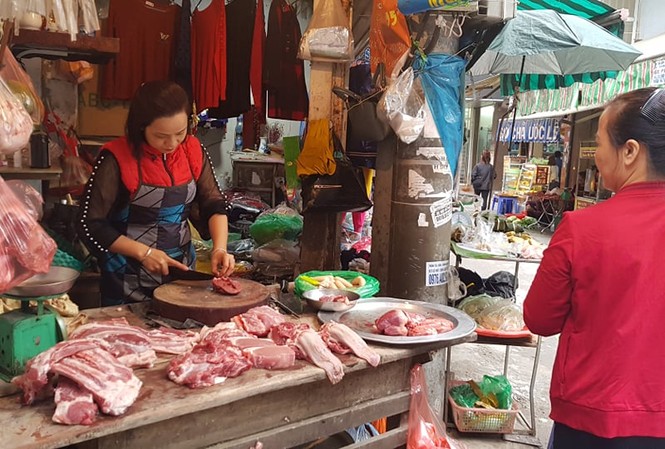 Thịt lợn không thiếu nhưng vẫn tăng giá từng ngày Giá thịt lợn vẫn đang trong vòng xoáy tăng giá