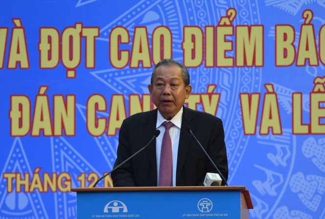 Phó Thủ tướng nêu 8 nhóm giải pháp kéo giảm tai nạn giao thông năm 2020 Phó Thủ tướng Trương Hoà Bình phát biểu tại Lễ ra quân Năm an toàn giao thông 2020