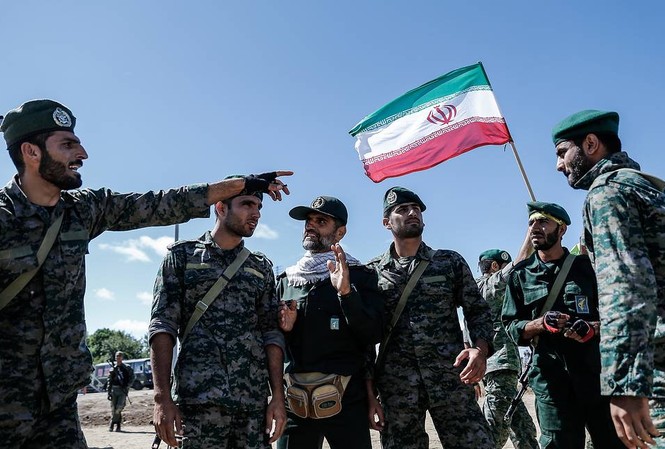 Vùng Vịnh đang sôi sục, Nga và Iran bất ngờ tuyên bố sắp tập trận chung Ảnh minh hoạ: Tass