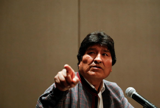 Chính phủ lâm thời tố cáo cựu Tổng thống Bolivia khủng bố, xúi giục nổi loạn Ông Evo Morales phát biểu tại Mexico hôm 20/11. Ảnh: Reuters