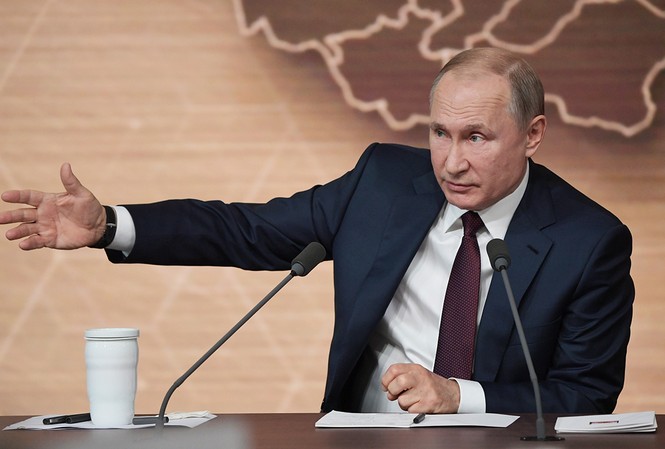Ông Putin tiết lộ hai khoảnh khắc tồi tệ nhất trong nhiệm kì Tổng thống Tổng thống Putin trong cuộc họp báo chiều 19/12. Ảnh: Sputnik