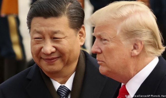 Điện đàm, ông Tập nhắc ông Trump không can thiệp nội bộ Trung Quốc Chủ tịch Tập Cận Bình và Tổng thống Donald Trump. Ảnh: AP