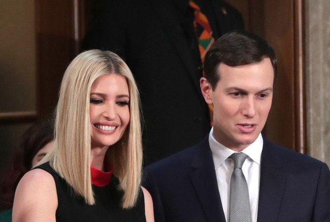 Mật vụ Mỹ thuê một căn hộ để đi vệ sinh vì bị Ivanka cấm dùng nhà tắm? Hai vợ chồng Ivanka - Jared. Ảnh: Reuters