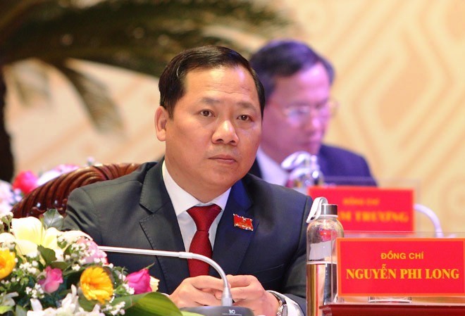 Nguyên Bí thư Trung ương Đoàn làm Chủ tịch tỉnh Bình Định Tân Chủ tịch UBND tỉnh Bình Đinh Nguyễn Phi Long.
