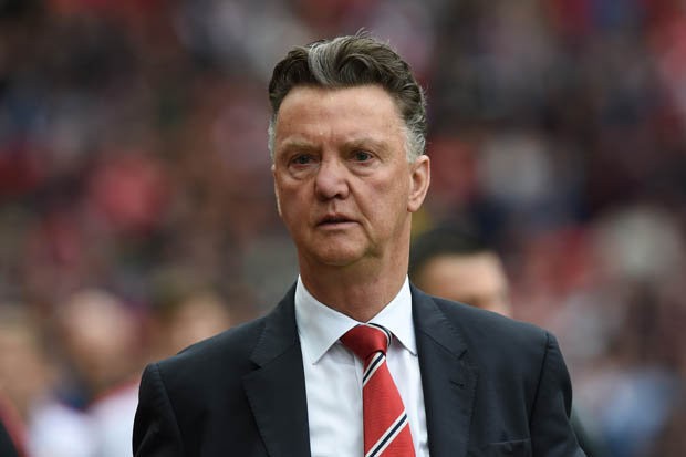 Van Gaal hé lộ 2 “bom tấn” tiếp theo của M.U Van Gaal chưa dừng mua sắm.
