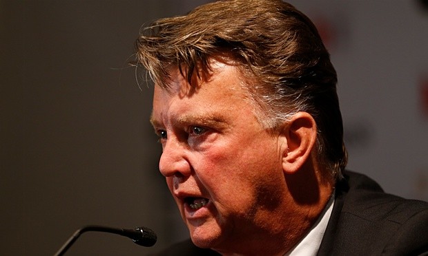 Van Gaal úp mở về “bom tấn” tiếp theo của M.U HLV Van Gaal bật mí về mục tiêu tiếp theo của M.U.
