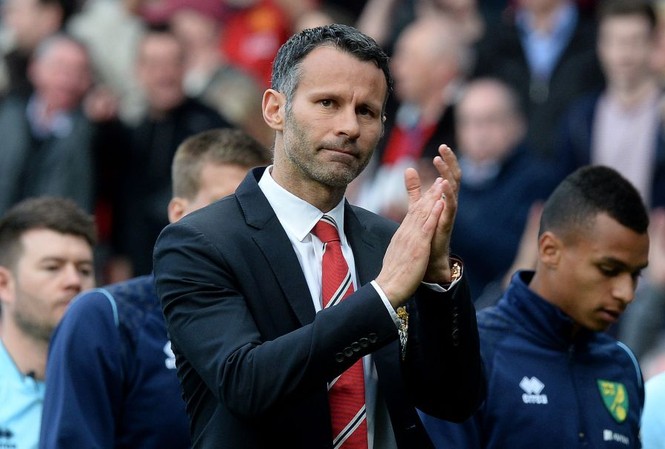 Giggs rời M.U, Mourinho đưa 'cánh tay phải' về Old Trafford Giggs quyết định rời M.U sau 29 năm gắn bó.