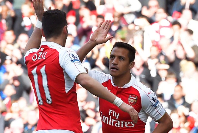 Hai trụ cột tính kế tháo chạy khỏi Arsenal? Alexis Sanchez và Mesut Ozil muốn rời Arsenal?