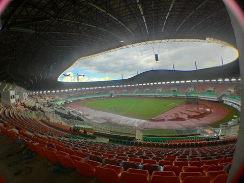 Bản tin Thể thao: AFF chốt sân đá bán kết Indonesia và Việt Nam Sân Pakansari có sức chứa 30.000 khán giả