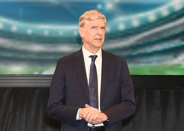 HLV Wenger ứng cử vào 'ghế nóng' Bayern Munich HLV Arsene Wenger hứng thú với công việc tại Bayern Munich.