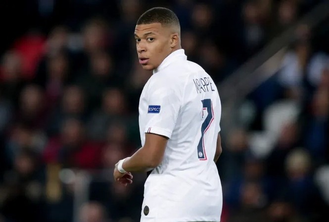 Điều khoản lạ giữa PSG và Mbappe, Real Madrid mừng thầm Kylian Mbappe có thể gia nhập Real Madrid trong tương lai gần.