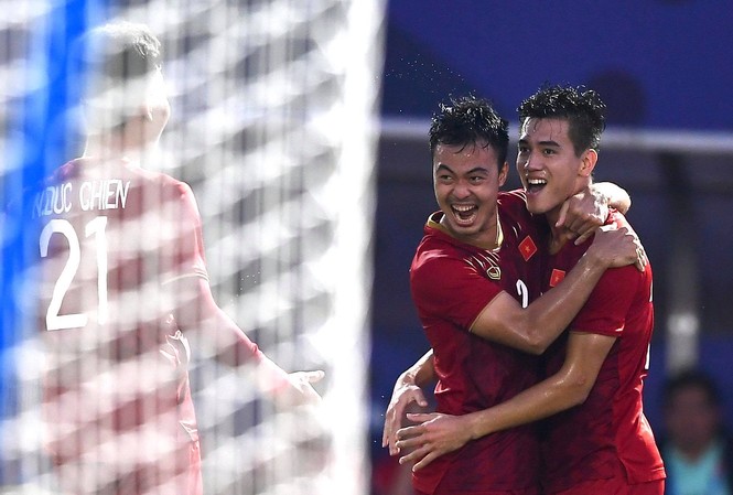 Tiến Linh lập cú đúp, U22 Việt Nam loại Thái Lan khỏi SEA Games 30 Tiến Linh lập cú đúp bàn thắng. Ảnh: Tuấn Hải