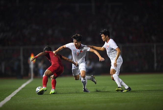 Thua đậm Việt Nam, các cầu thủ U22 Indonesia thất vọng cùng cực Nhiều cầu thủ U22 Indonesia rất thất vọng khi thua U22 Việt Nam 0-3.