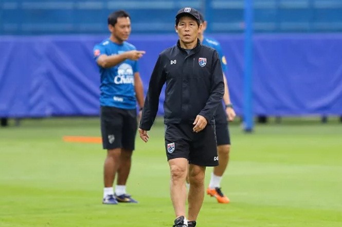 U23 Thái Lan chỉ cần 2 tuần tập luyện để sắm vai chủ nhà đón Việt Nam HLV Akira Nishino.
