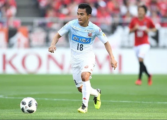 'Messi Thái Lan' đưa lứa U23 nước nhà lên 'mây xanh' Chanathip Songkrasin đánh giá cao U23 Thái Lan.