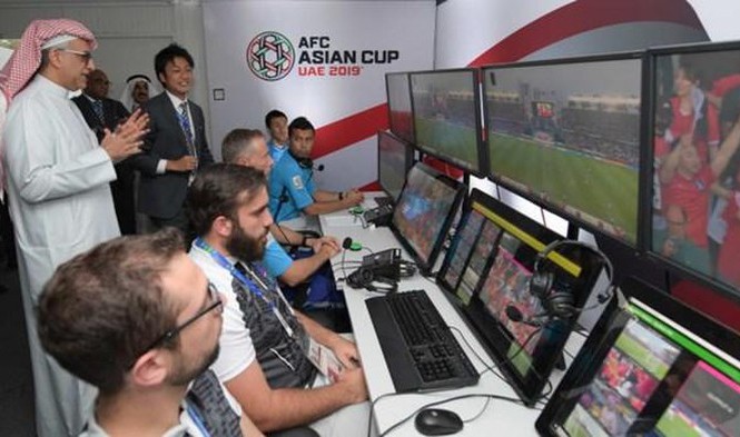 Giải châu Á áp dụng VAR, U23 Việt Nam cần lưu tâm AFC quyết định áp dụng Công nghệ VAR cho tất cả các trận đấu tại VCK U23 châu Á 2020.
