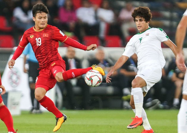 Liên đoàn bóng đá châu Á lại vinh danh Quang Hải AFC vinh danh Nguyễn Quang Hải là 1 trong 2 cầu thủ xuất sắc nhất VCK U23 châu Á 2018.
