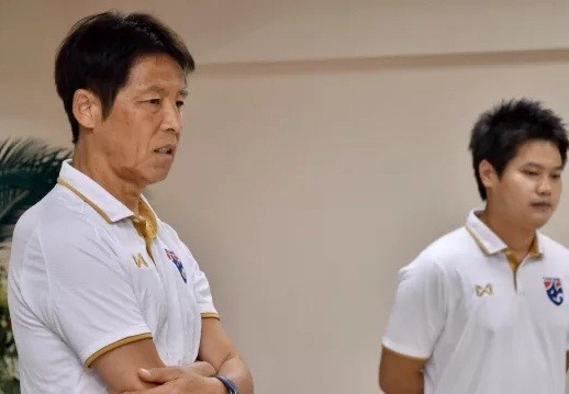 HLV Nishino chỉ ra 'tam tấu' của U23 Thái Lan HLV Akira Nishino của U23 Thái Lan.