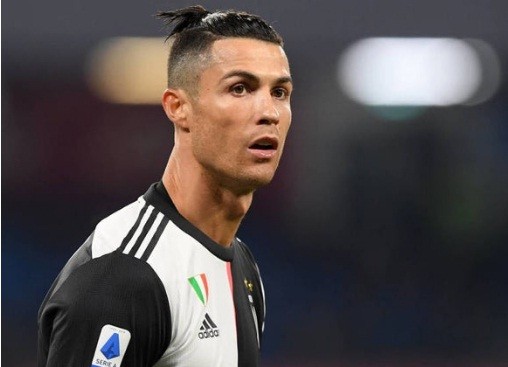 Thiệt hại vì COVID-19, Juventus buộc phải bán Ronaldo? Juventus có thể phải bán Cristiano Ronaldo nếu dịch Covid-19 kéo dài.