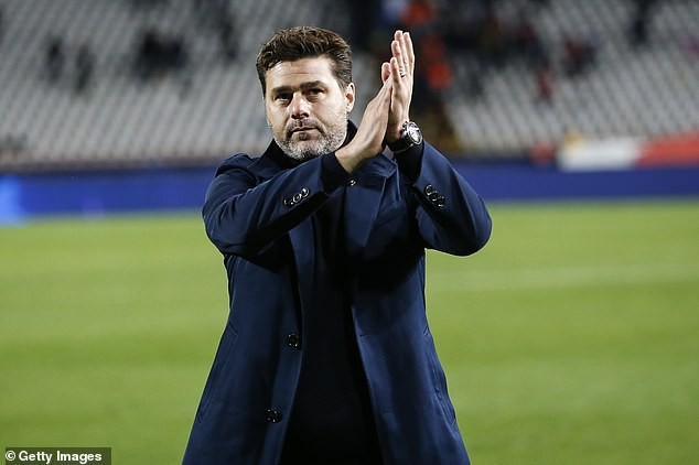 HLV Pochettino ra yêu sách về lương bổng với Newcastle HLV Mauricio Pochettino.